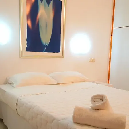 Отель Geranium Residence Adults Only 4*
