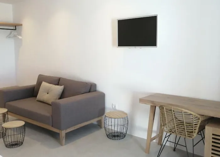 Geranium Residence Adults Only 4*